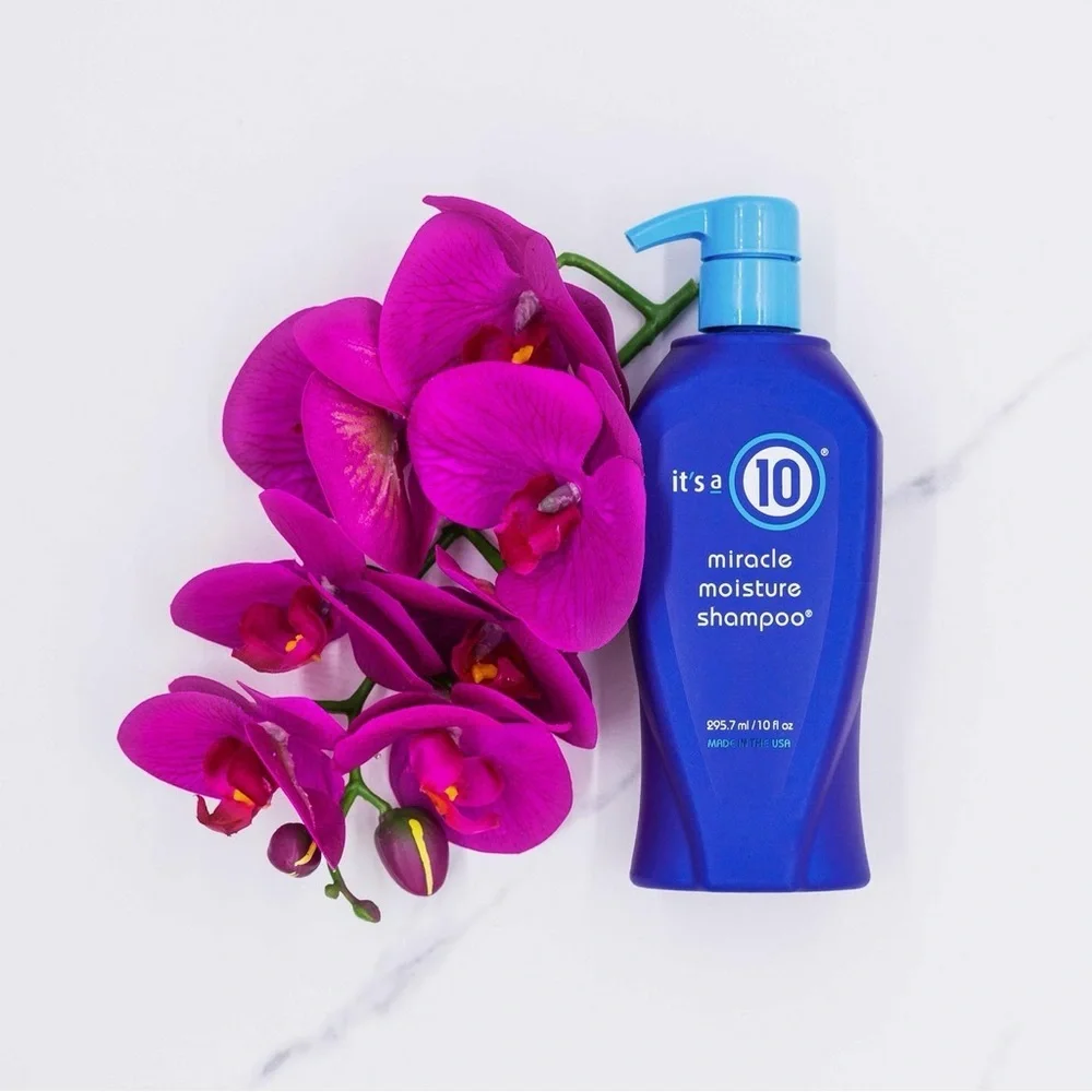 ✨ It’s a 10 Miracle Moisture Shampoo + Miracle Hair Mask Bundle ✨